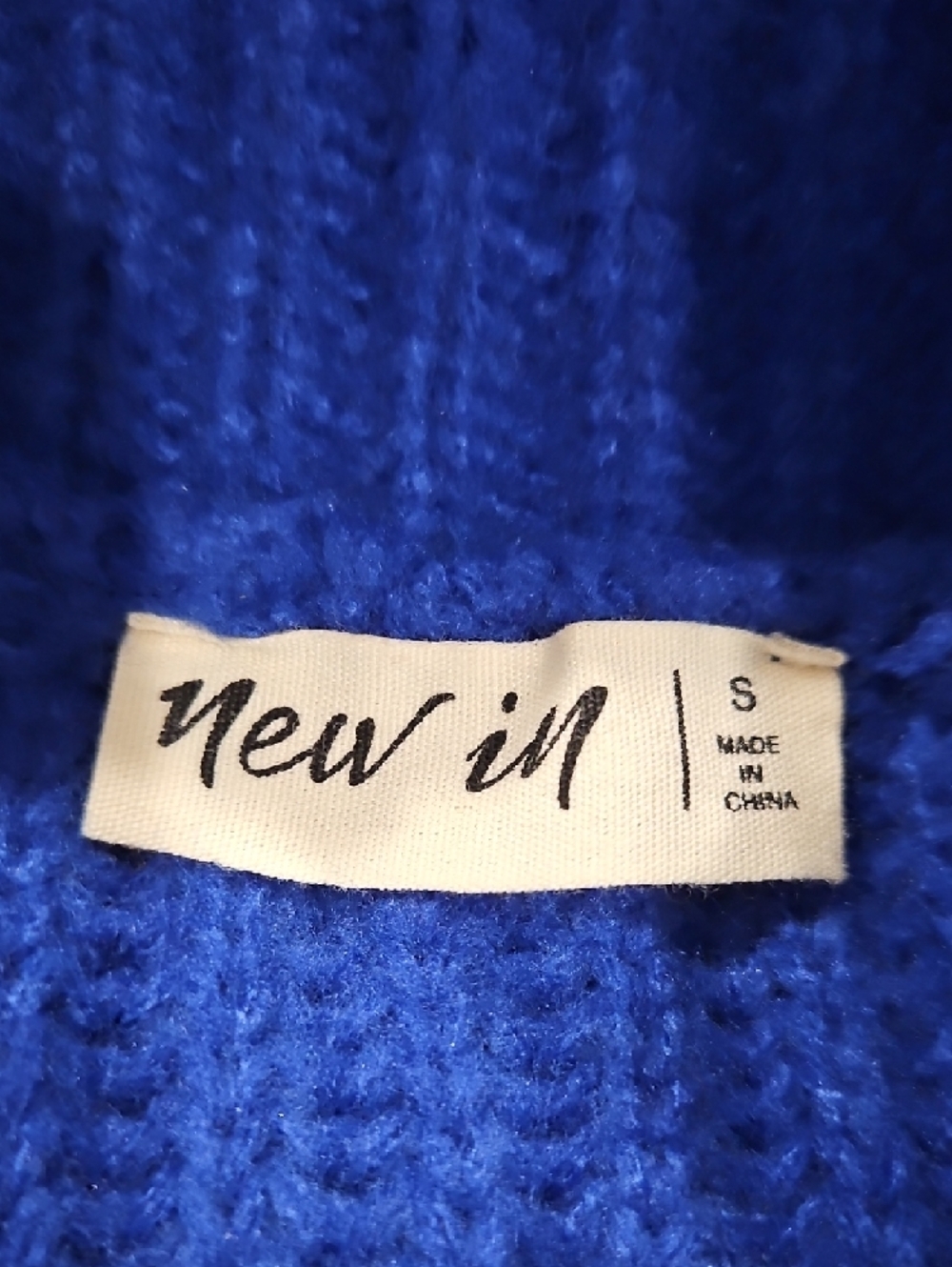 NEW IN Blue Turtleneck Ribbed Knit Women's Sweater. Size S - Picture 3 of 3